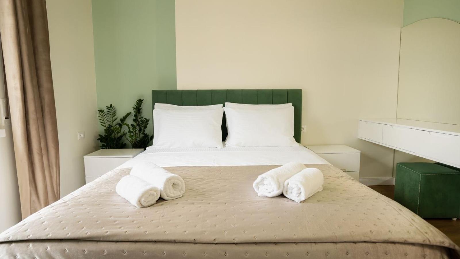 Apartamento Luxury At Airalbania And Near Blloku Tirana